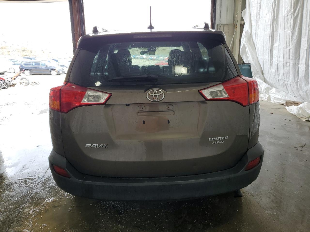 2015 TOYOTA RAV4 LIMIT - Фото 6