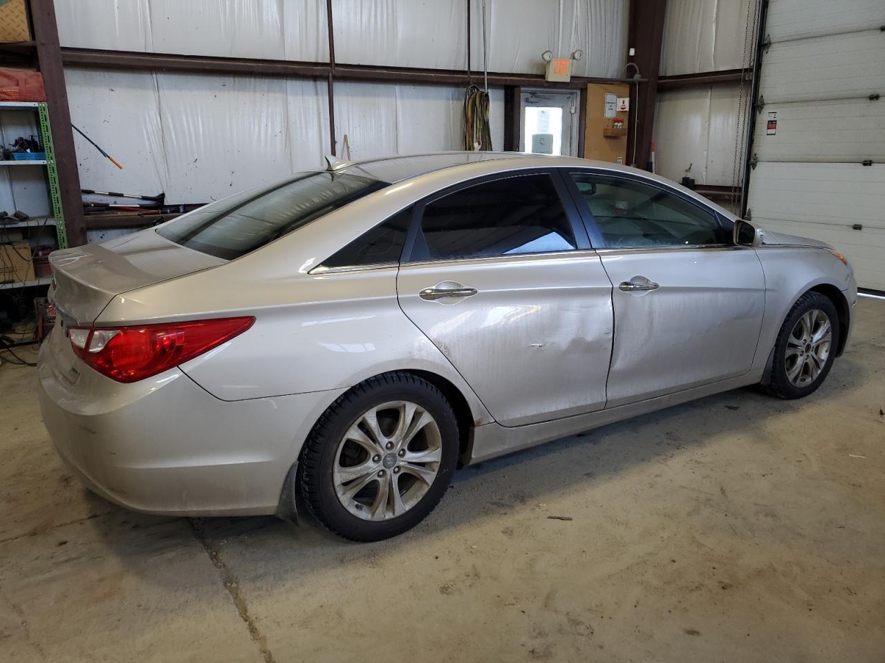 2011 HYUNDAI SONATA SE - Image 3