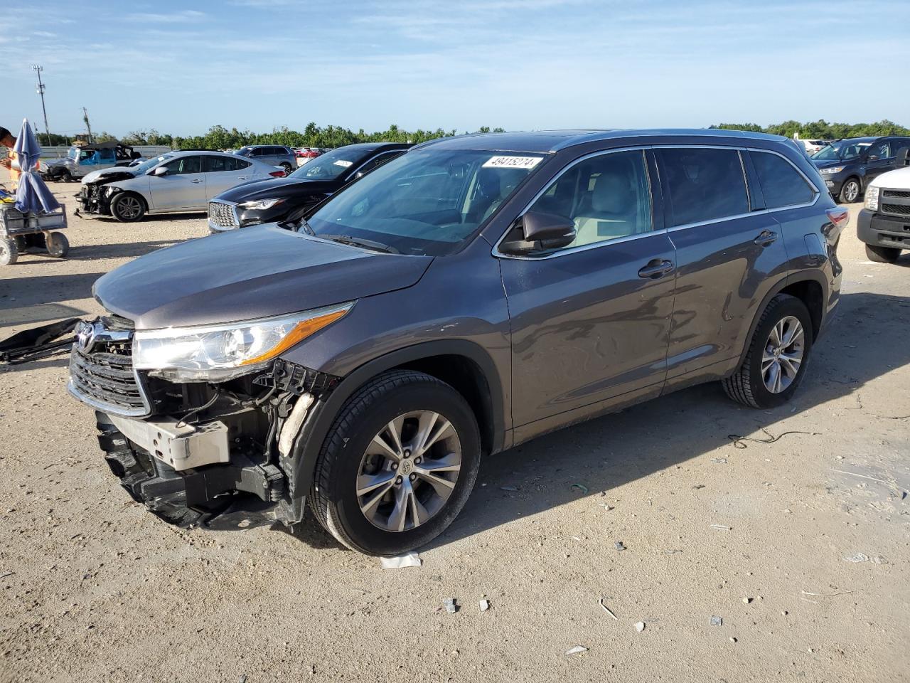 2015 TOYOTA HIGHLANDER