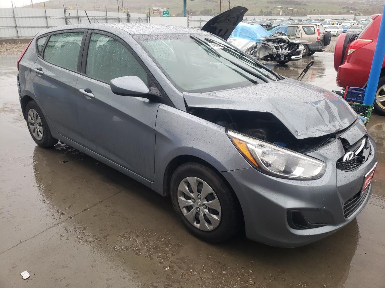 2017 HYUNDAI ACCENT SE - Image 4