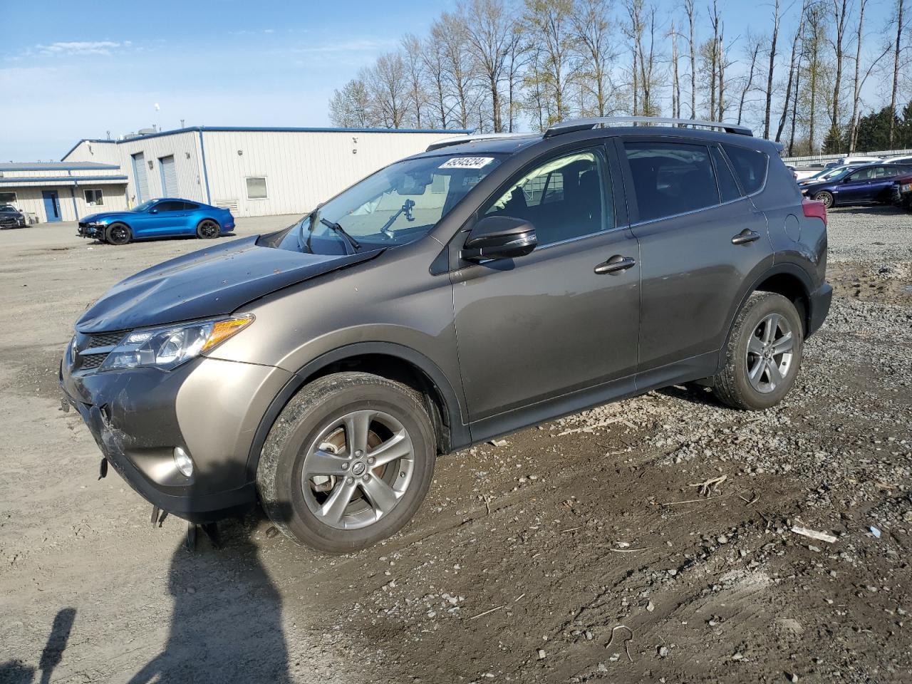 2015 TOYOTA RAV4 XLE
