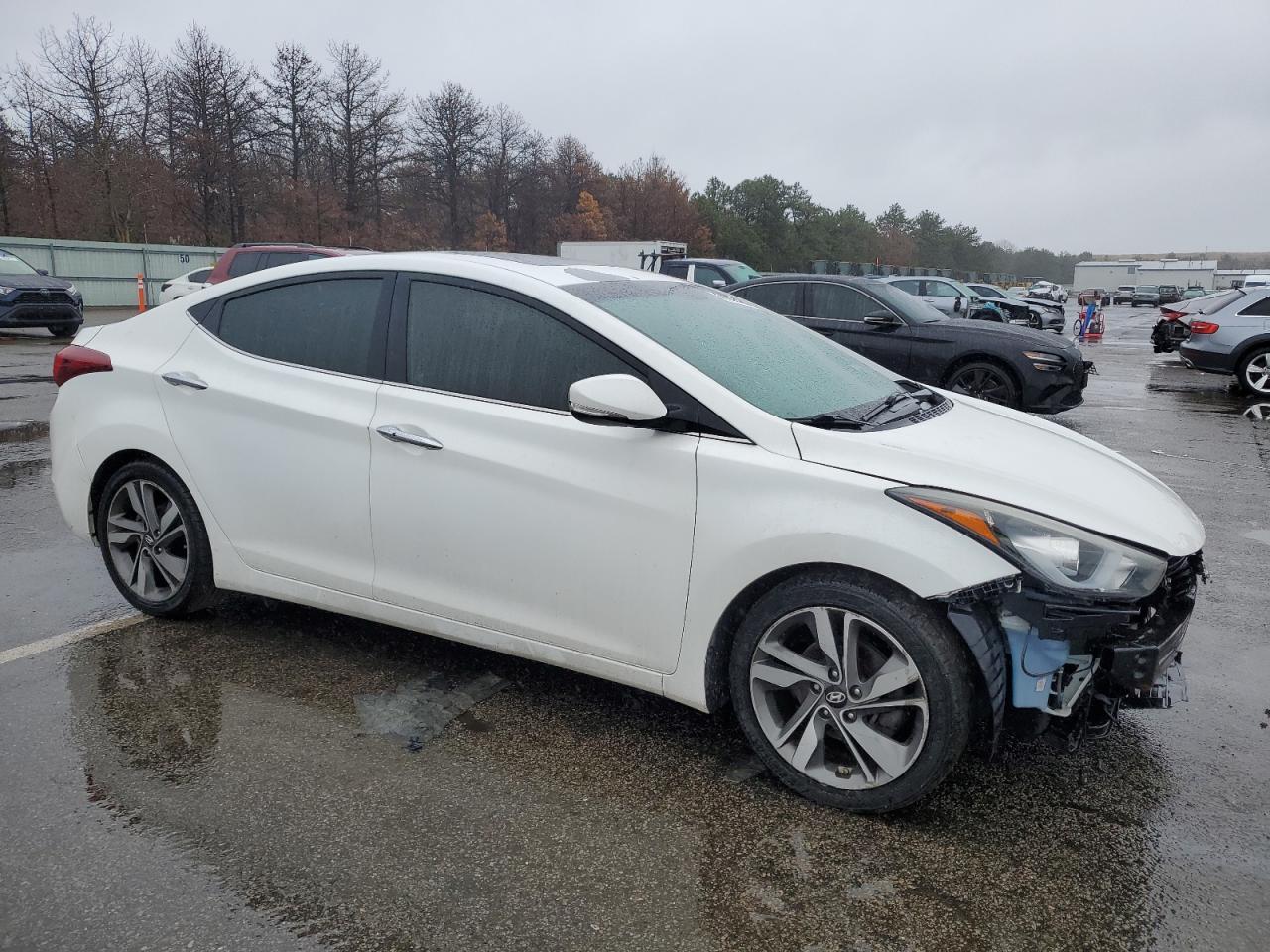 2014 HYUNDAI ELANTRA SE - Image 4