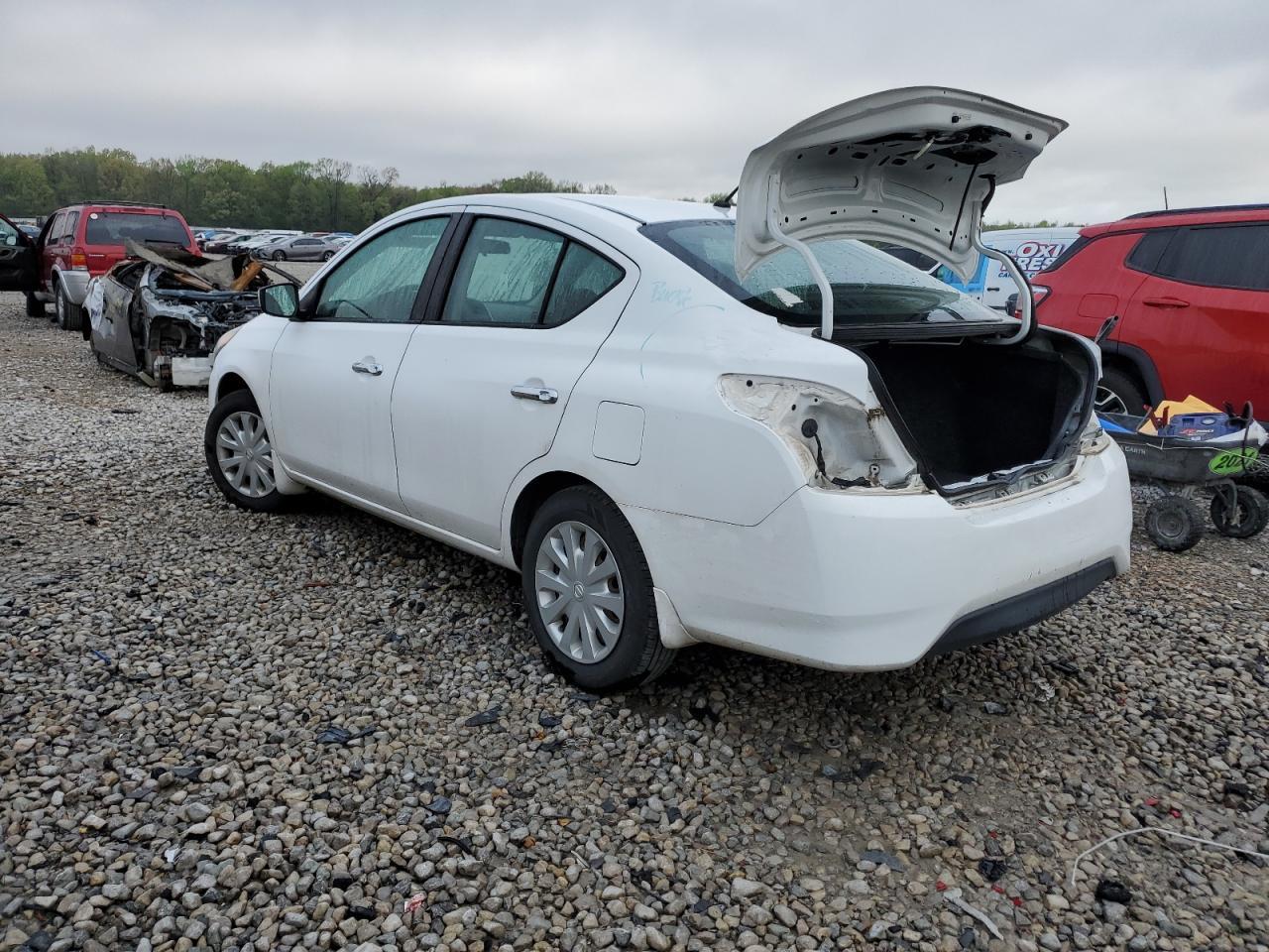 2016 NISSAN VERSA S - Image 2