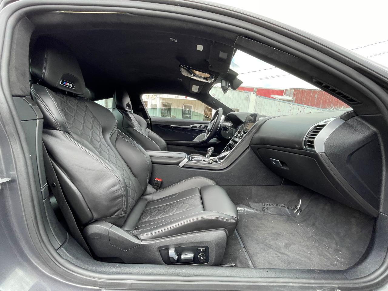 2020 BMW M8 - Фото 5
