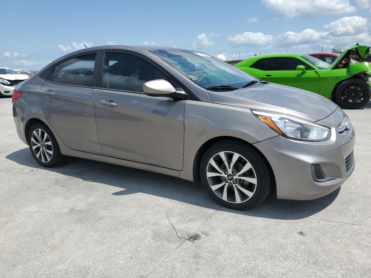2017 HYUNDAI ACCENT SE - Image 4
