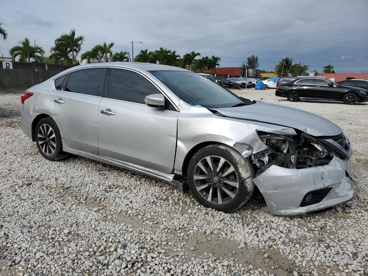 2016 NISSAN ALTIMA 2.5 - Image 4