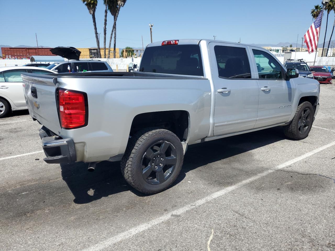 2016 CHEVROLET SILVERADO - Image 3