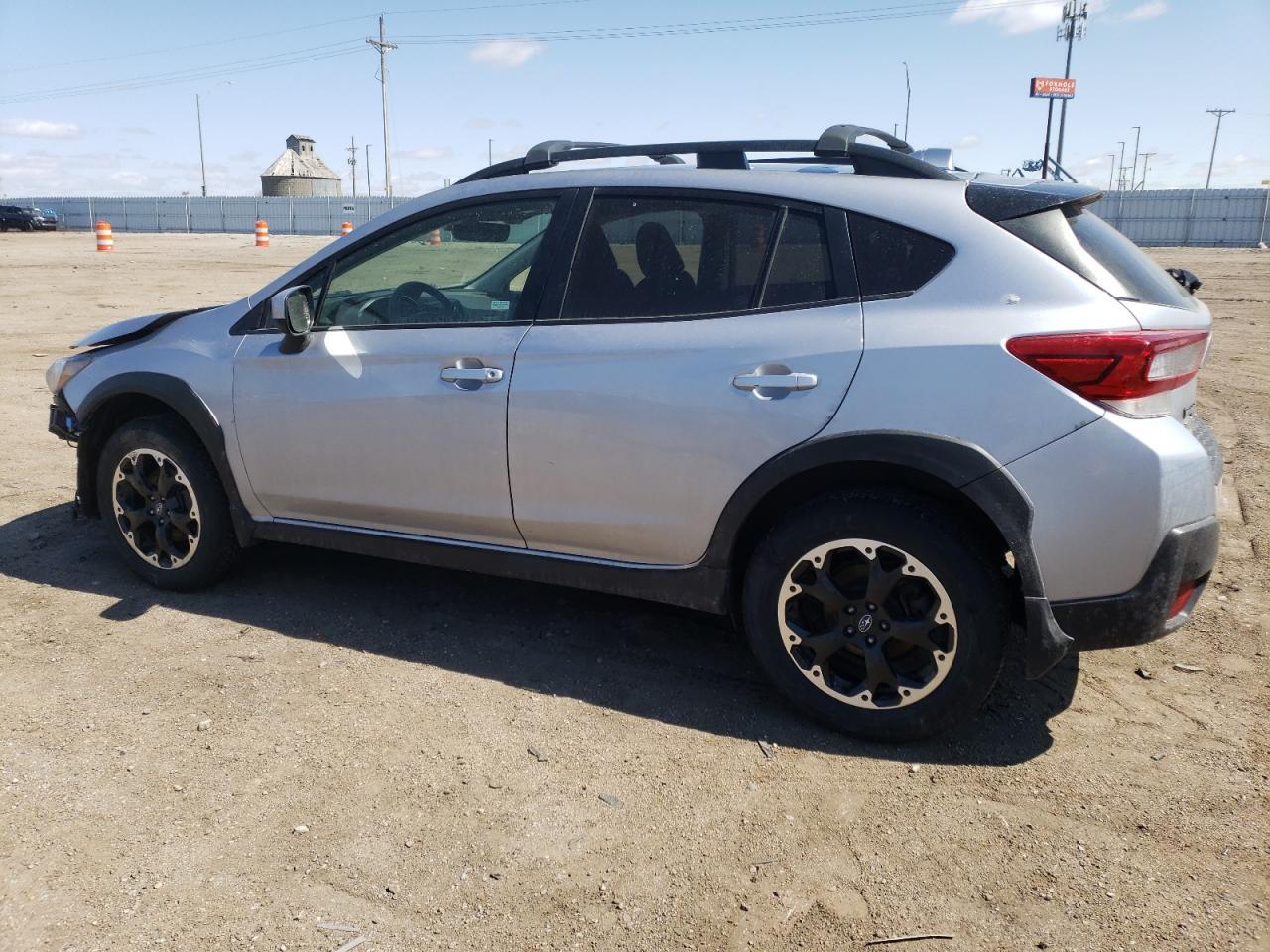 2021 SUBARU CROSSTREK - Фото 2