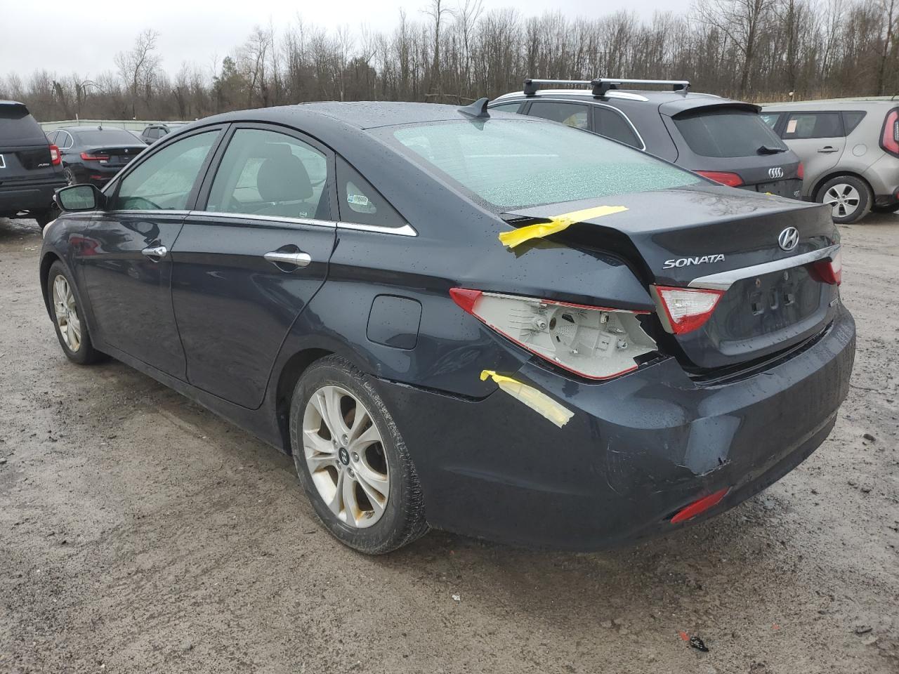 2011 HYUNDAI SONATA SE - Image 2