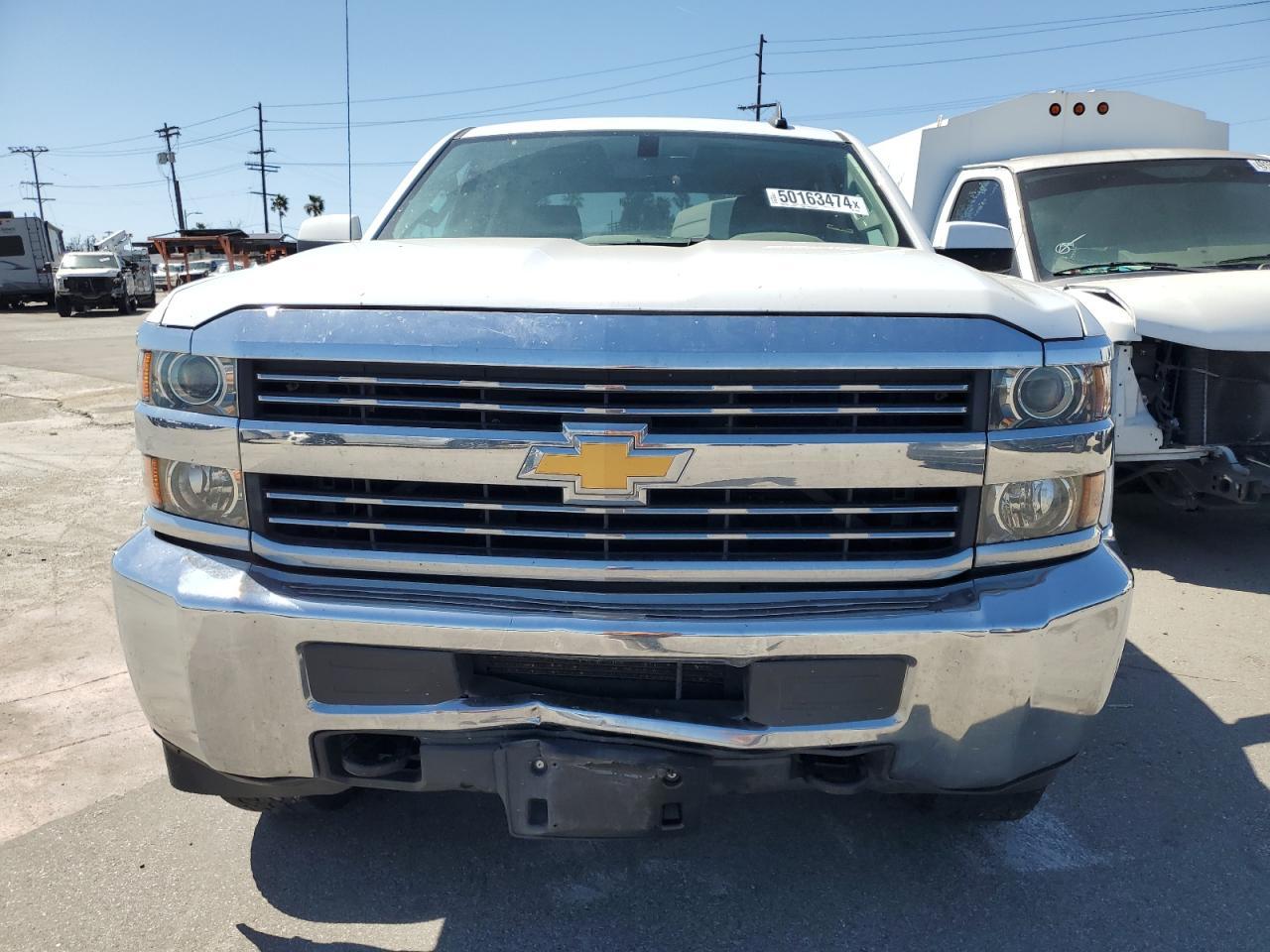 2018 CHEVROLET SILVERADO - Фото 5