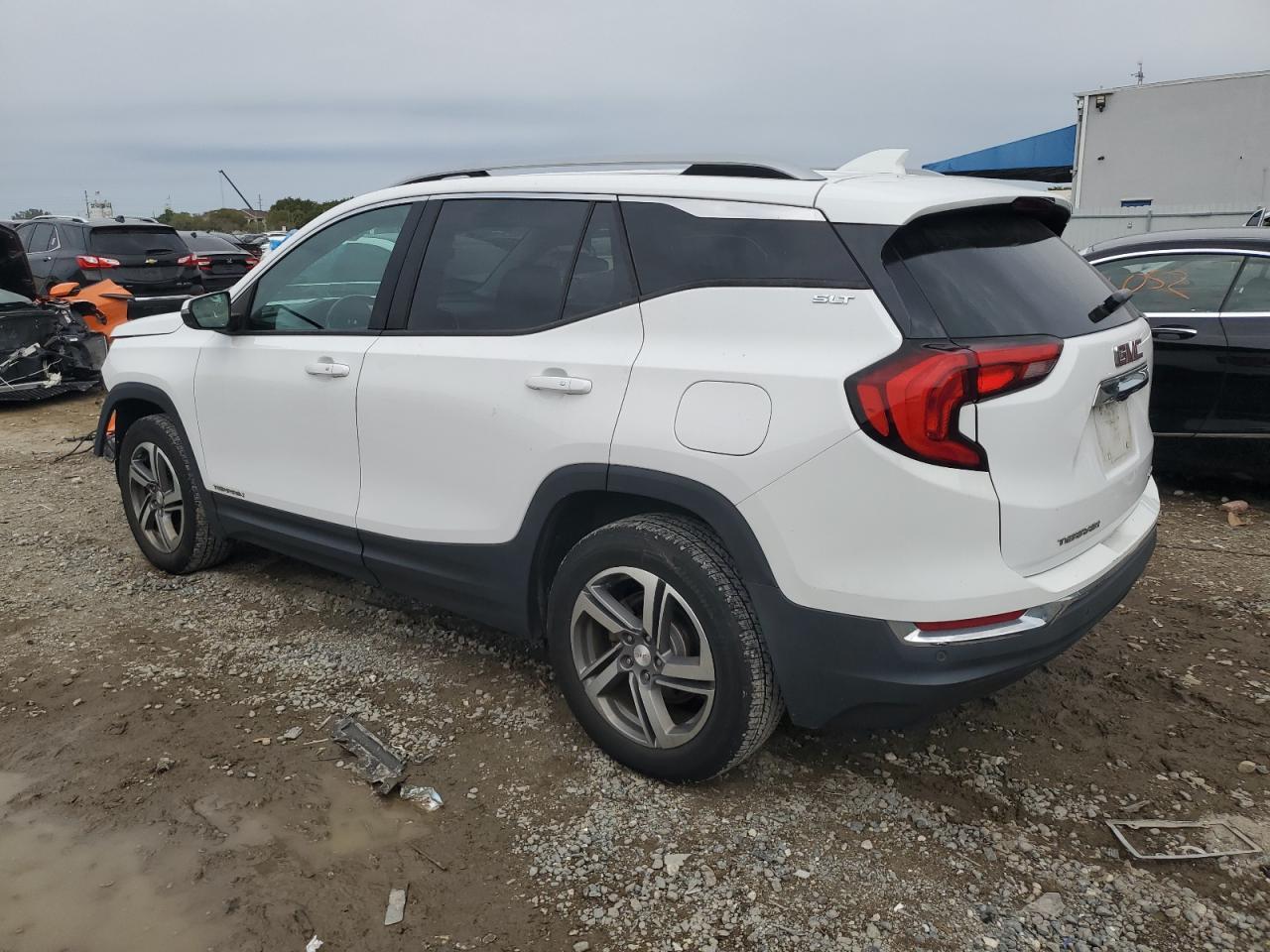2019 GMC TERRAIN SL - Фото 2