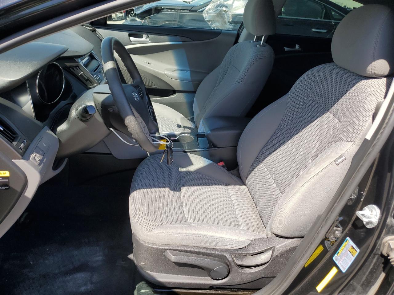 2013 HYUNDAI SONATA GLS - Image 7