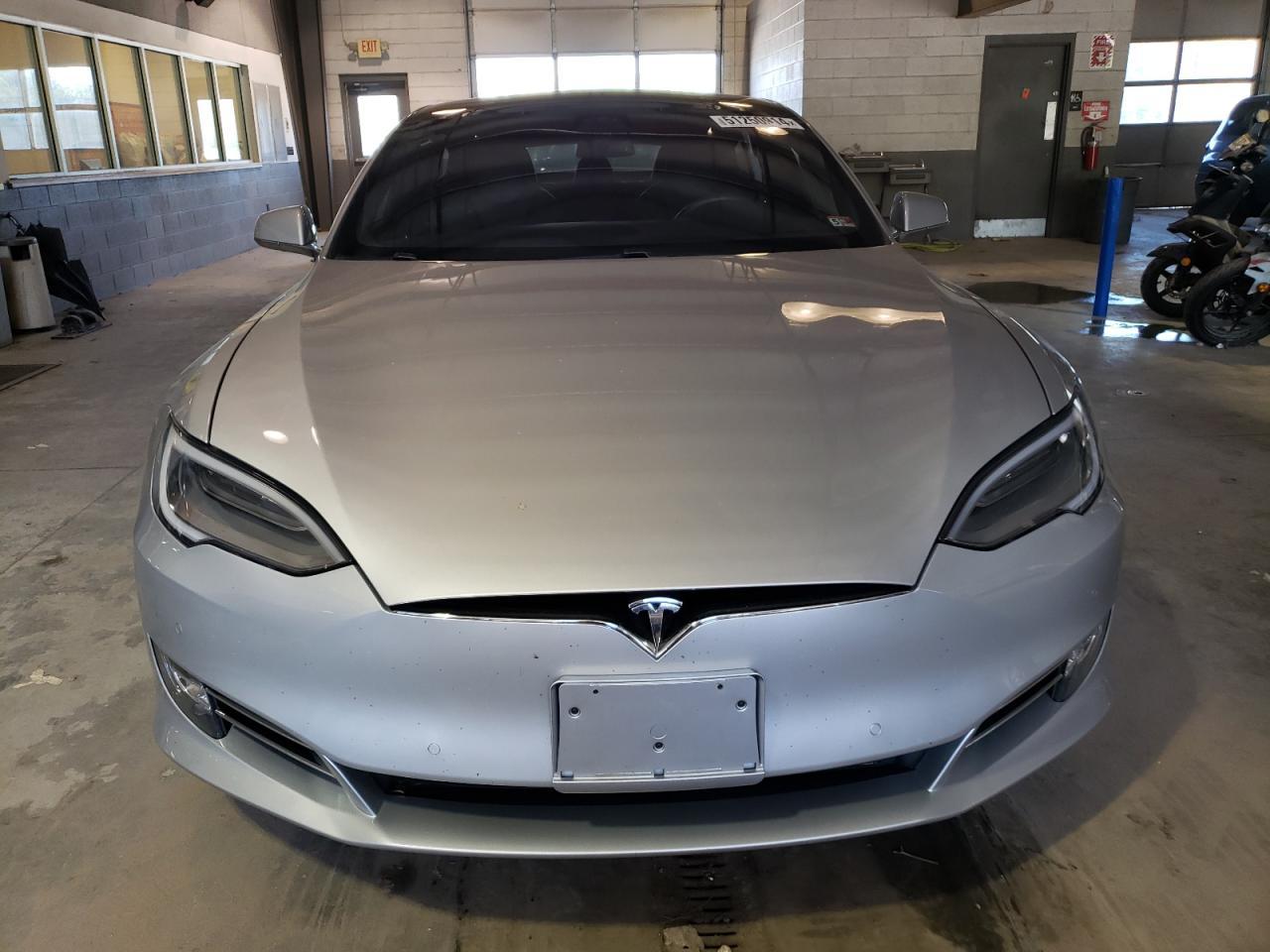 2018 TESLA MODEL S - Фото 5