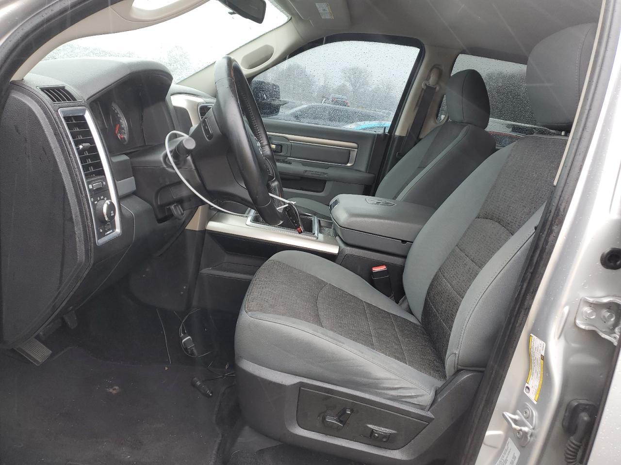 2015 RAM 1500 SLT - Image 7