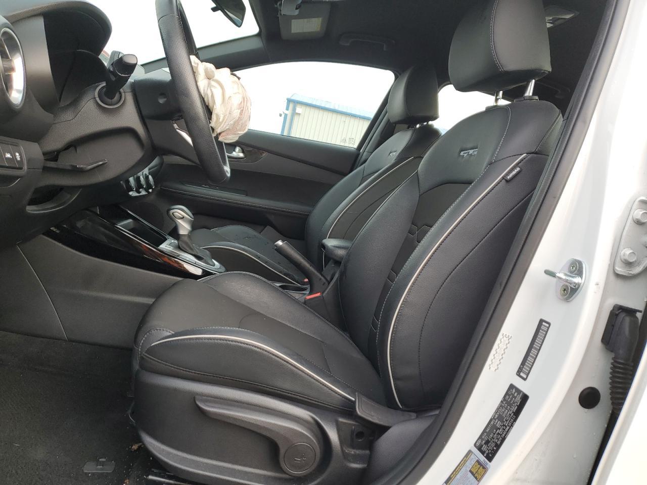 2021 KIA FORTE GT L - Image 7