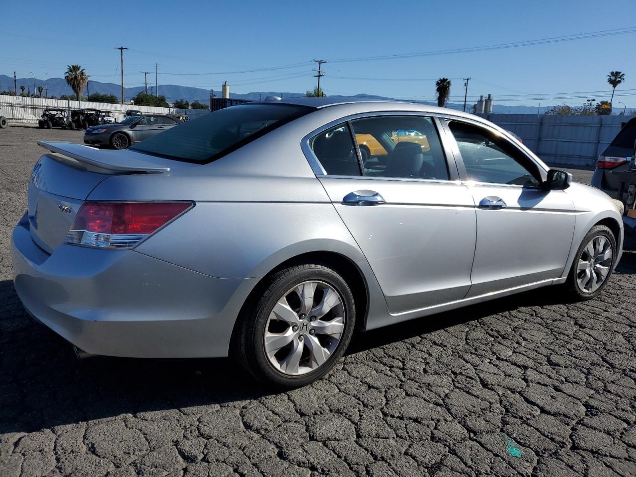 2010 HONDA ACCORD EXL - Фото 3