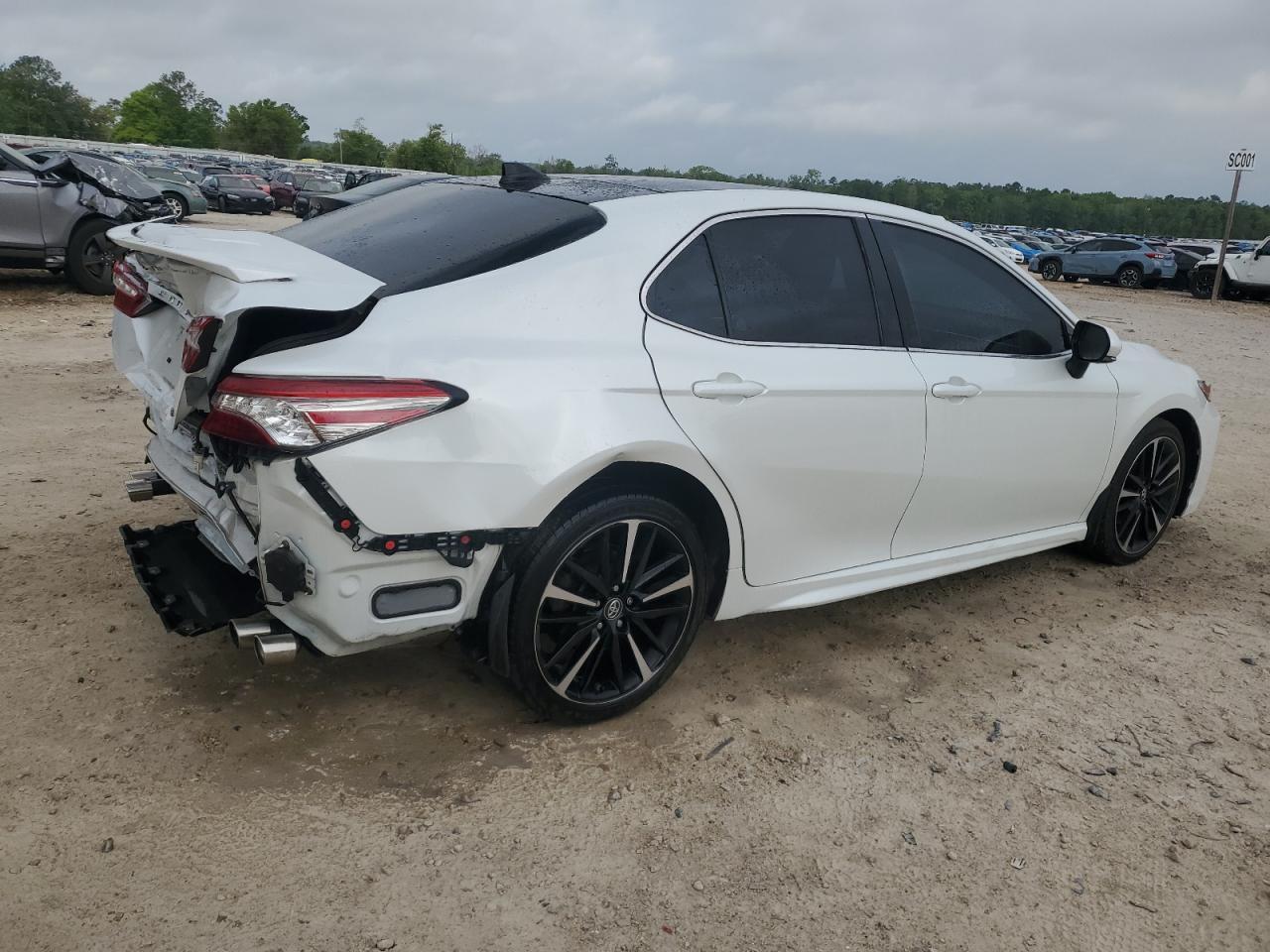 2018 TOYOTA CAMRY XSE - Фото 3