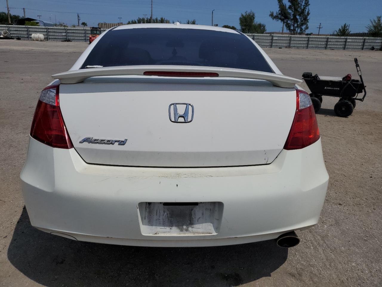 2010 HONDA ACCORD EXL - Image 6