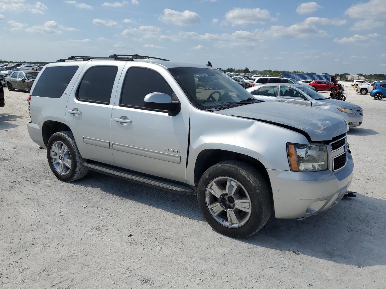 2011 CHEVROLET TAHOE K150 - Image 4