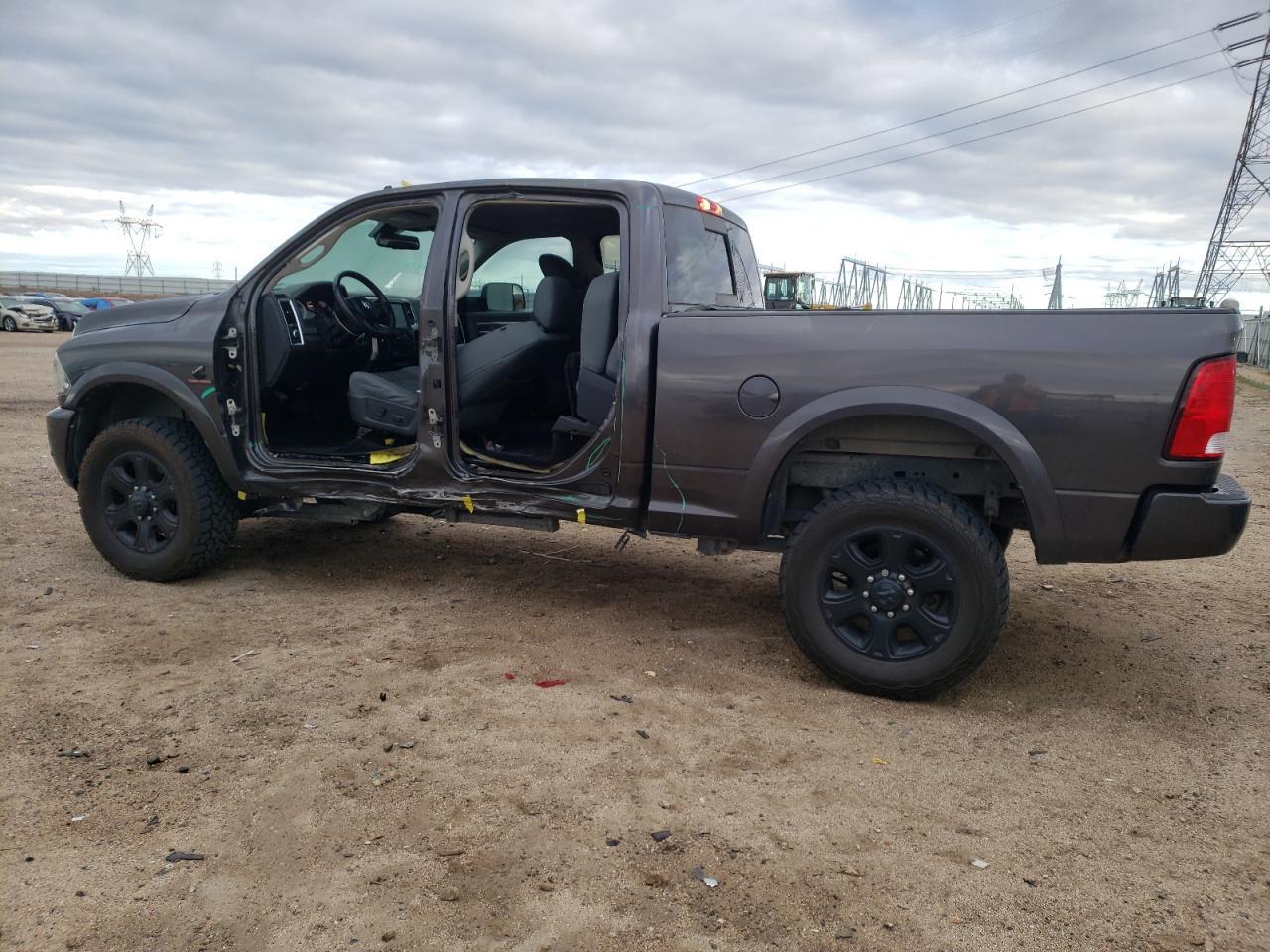 2017 RAM 2500 SLT - Image 2