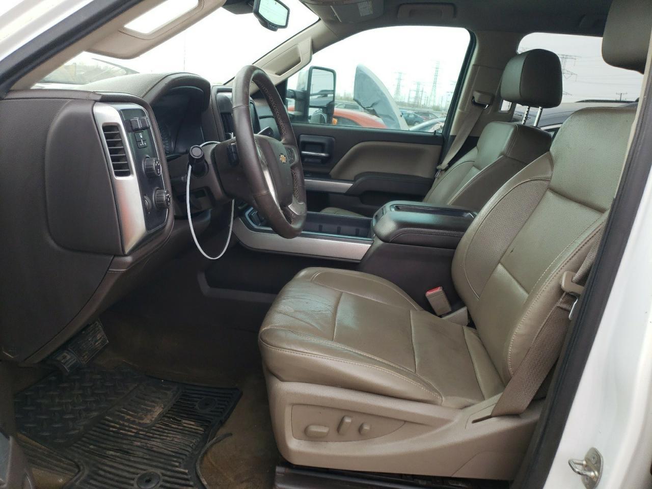2015 CHEVROLET SILVERADO - Фото 7