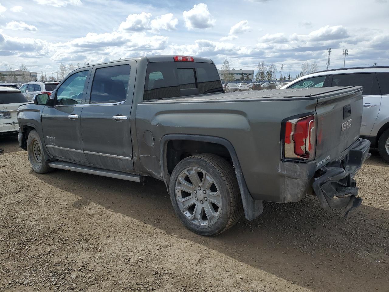 2018 GMC SIERRA K15 - Фото 2