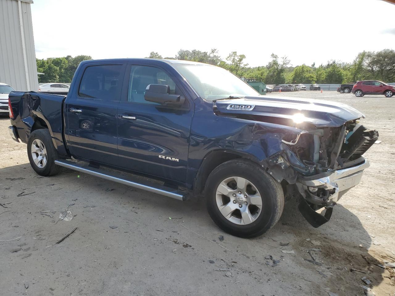 2019 RAM 1500 BIG H - Фото 4