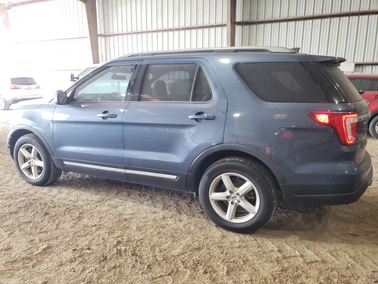 2018 FORD EXPLORER X - Image 2