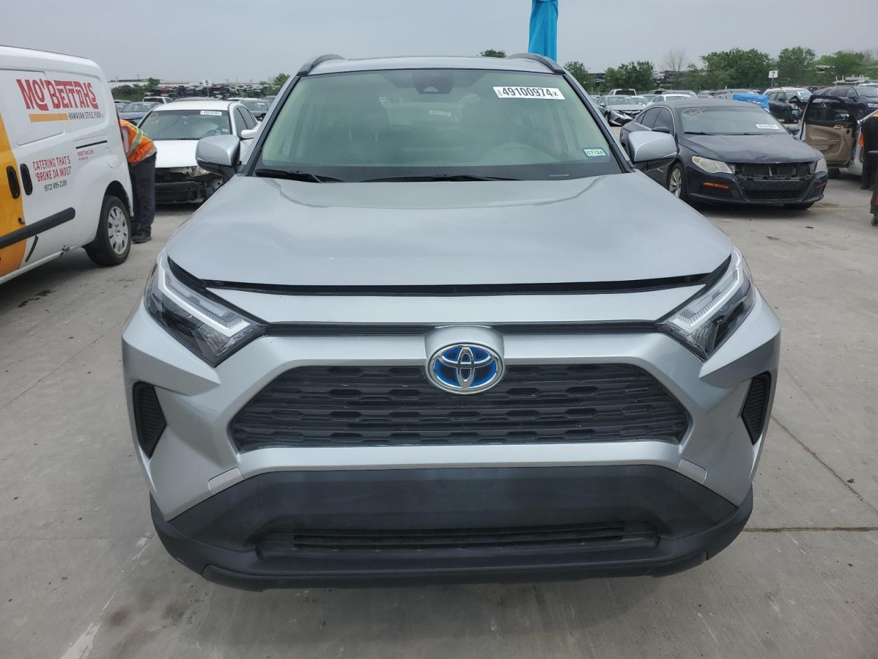 2022 TOYOTA RAV4 XLE - Фото 5