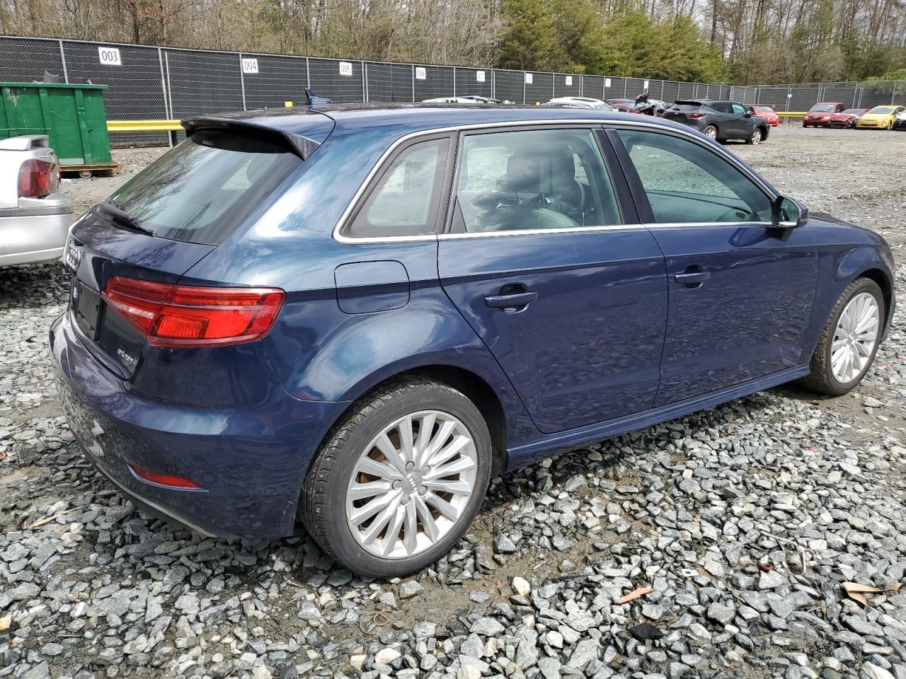 2017 AUDI A3 E-TRON - Фото 3
