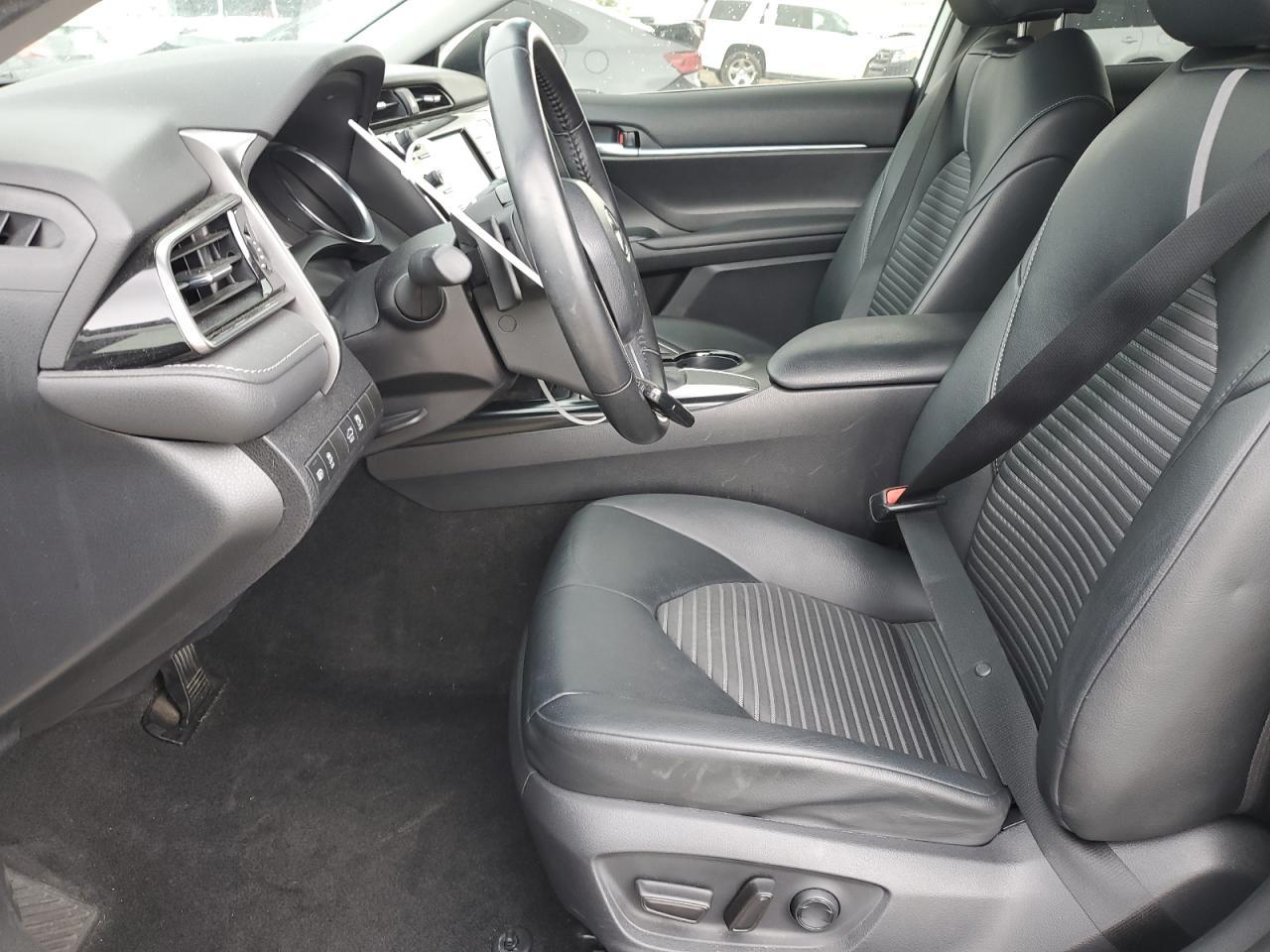 2019 TOYOTA CAMRY L - Фото 7