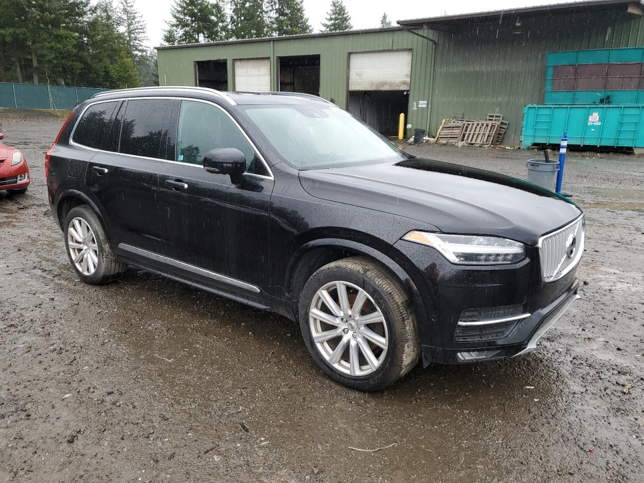 2016 VOLVO XC90 T6 - Image 4