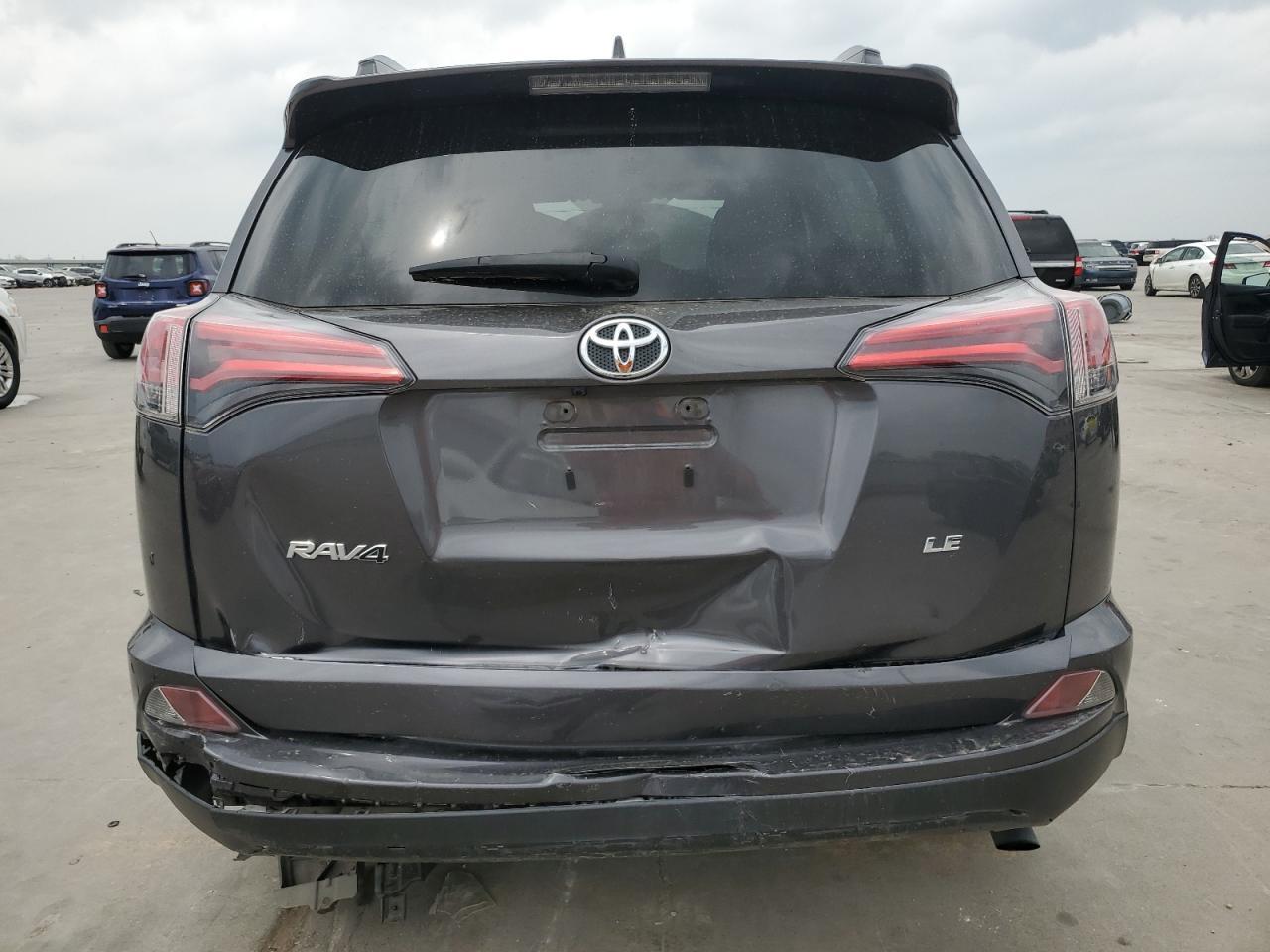 2017 TOYOTA RAV4 LE - Image 6