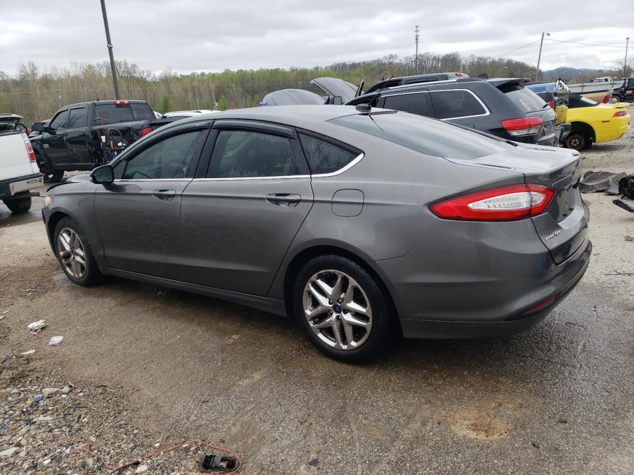 2013 FORD FUSION SE - Image 2