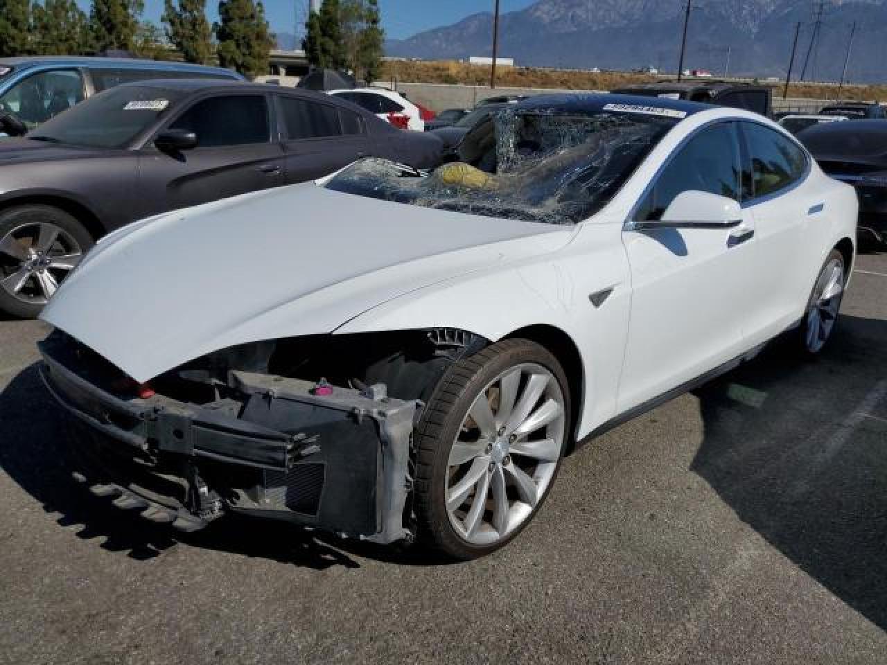 2015 TESLA MODEL S 60