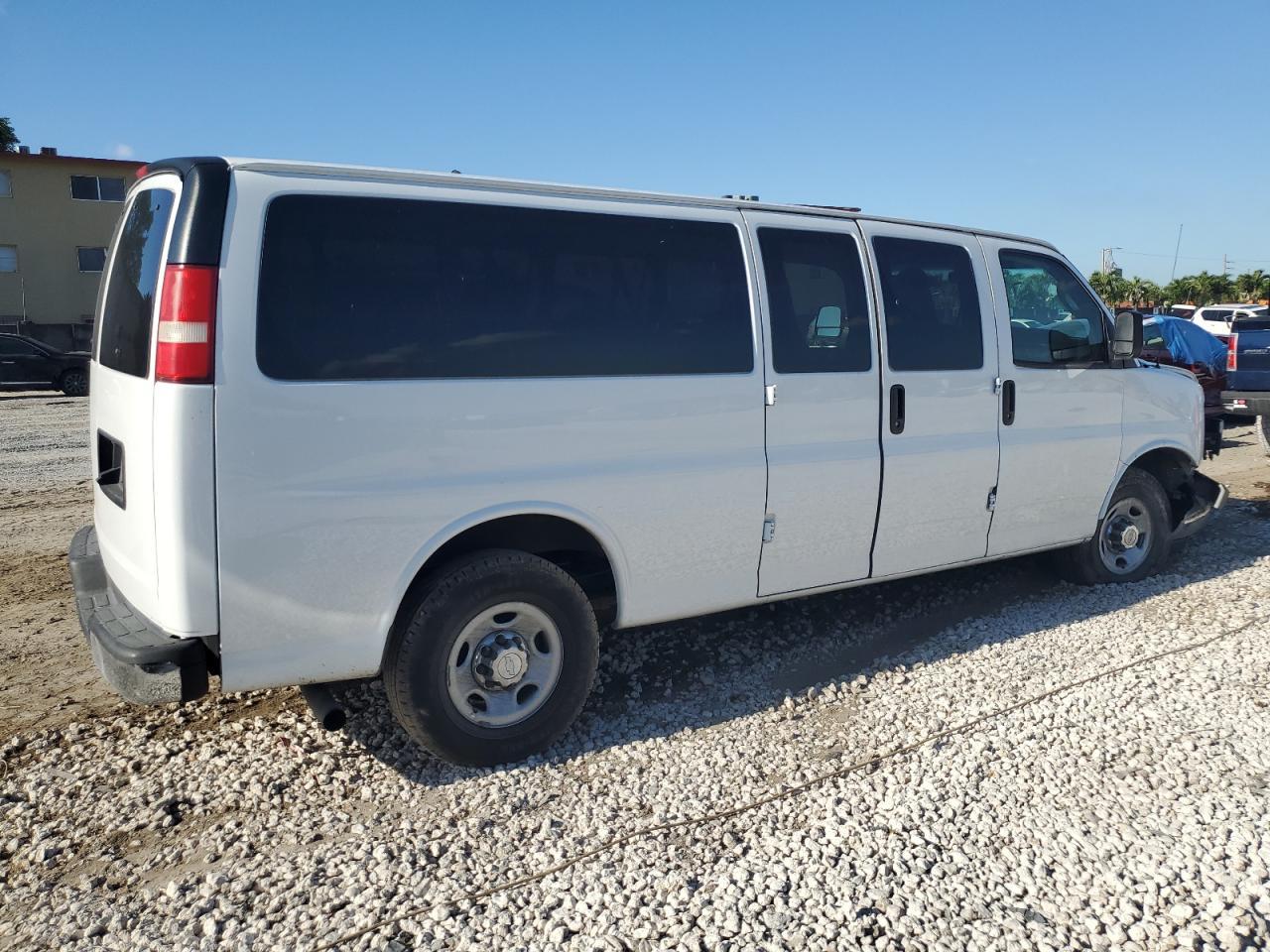 2017 CHEVROLET EXPRESS G3 - Фото 3