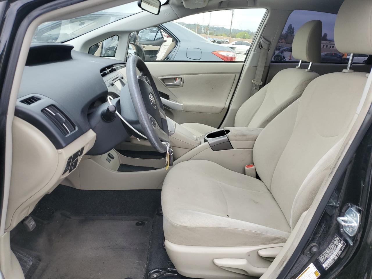 2015 TOYOTA PRIUS - Фото 7