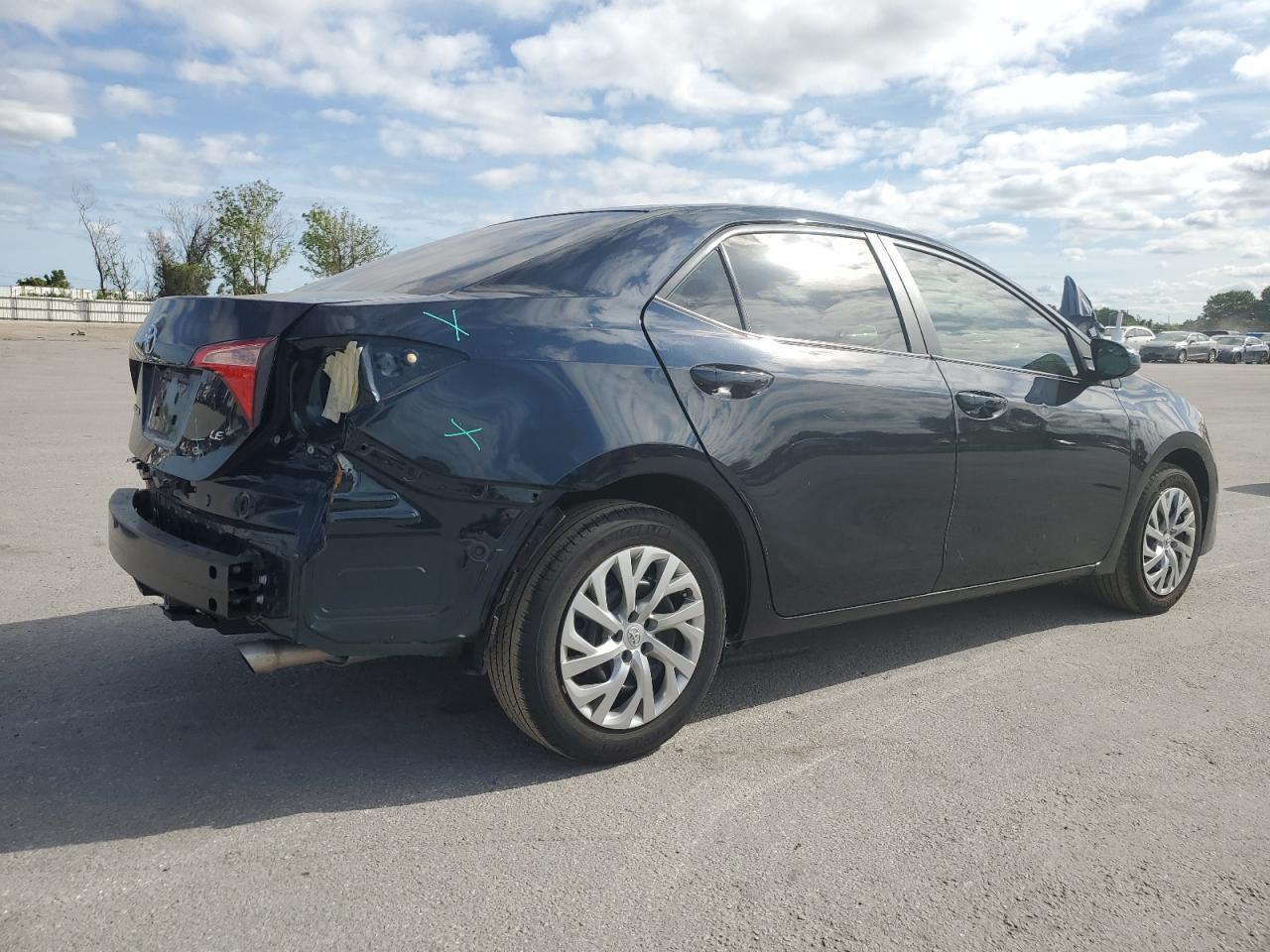 2019 TOYOTA COROLLA L - Фото 3