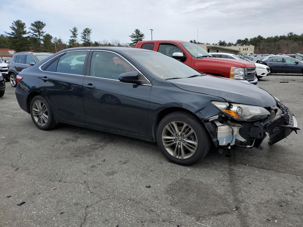 2015 TOYOTA CAMRY LE - Image 4