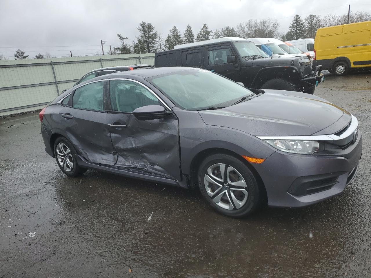 2017 HONDA CIVIC LX - Image 4