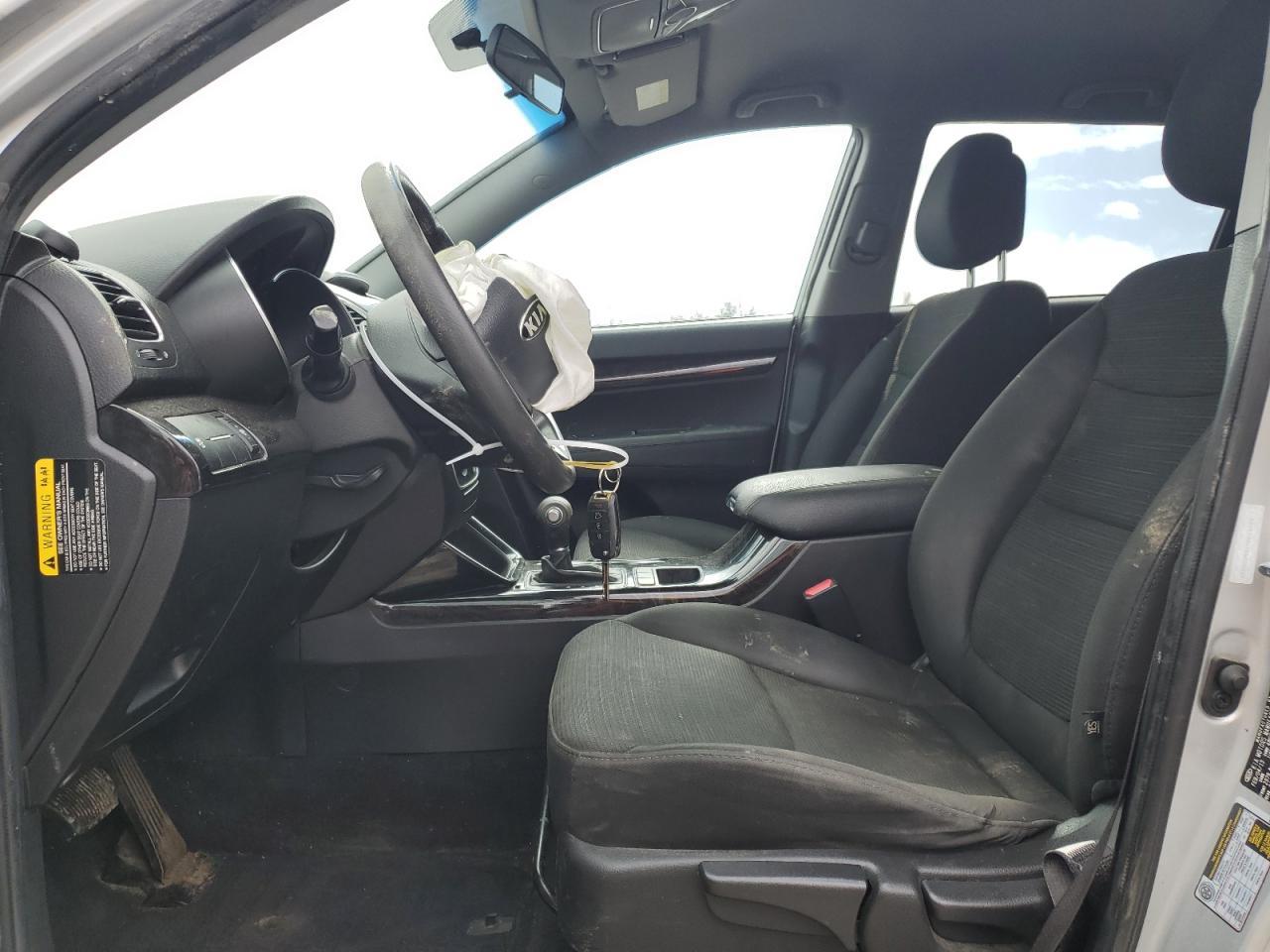 2014 KIA SORENTO LX - Image 7