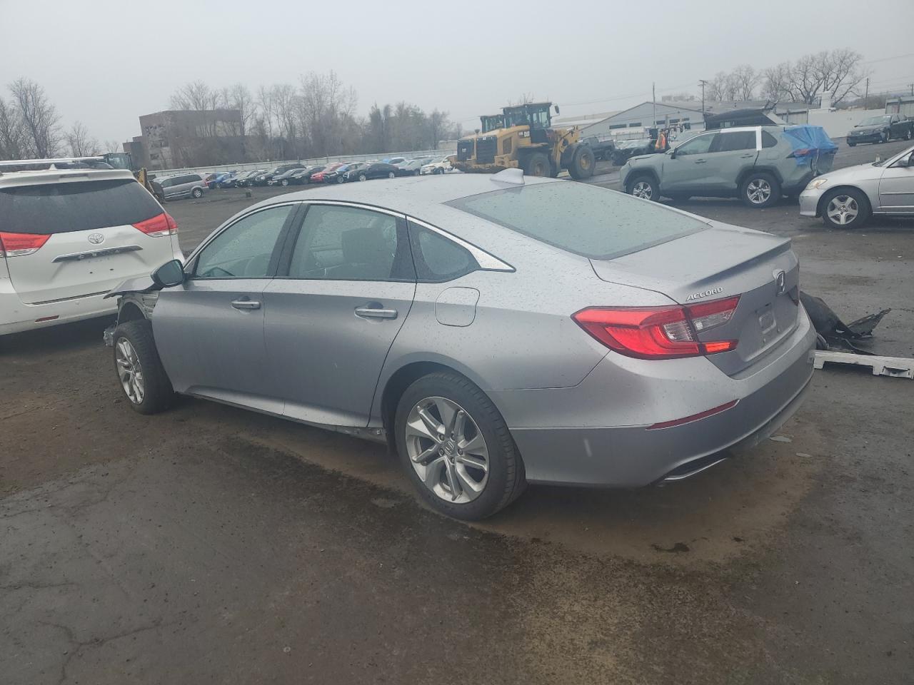 2018 HONDA ACCORD LX - Image 2
