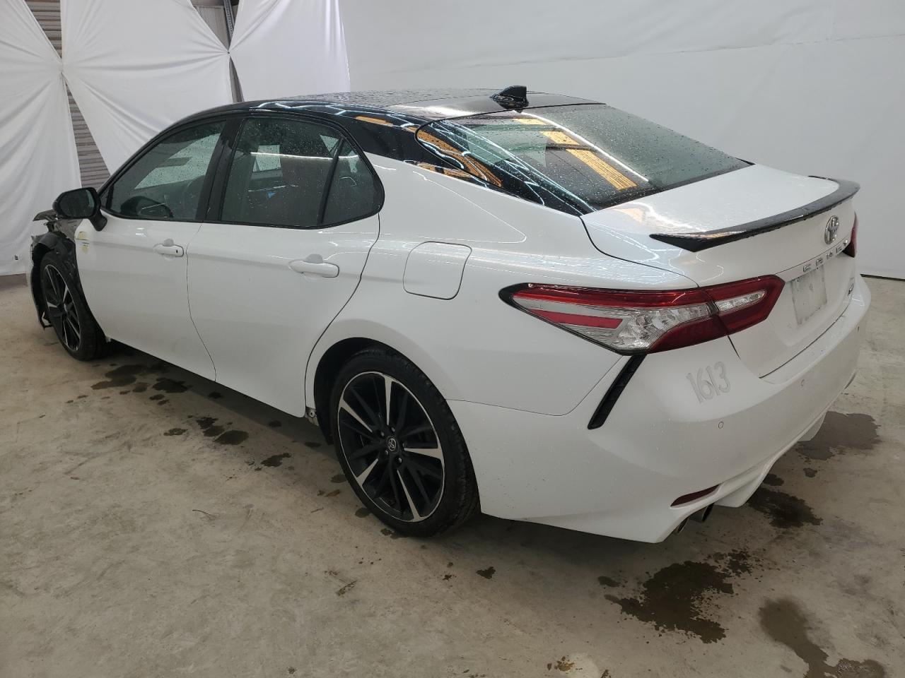 2018 TOYOTA CAMRY XSE - Image 2