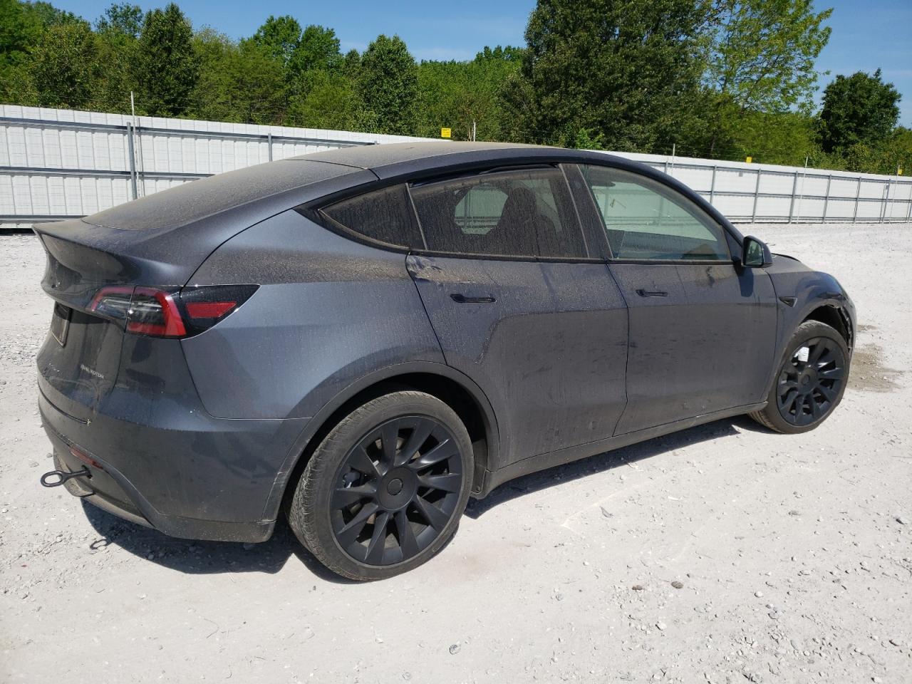 2023 TESLA MODEL Y - Image 3
