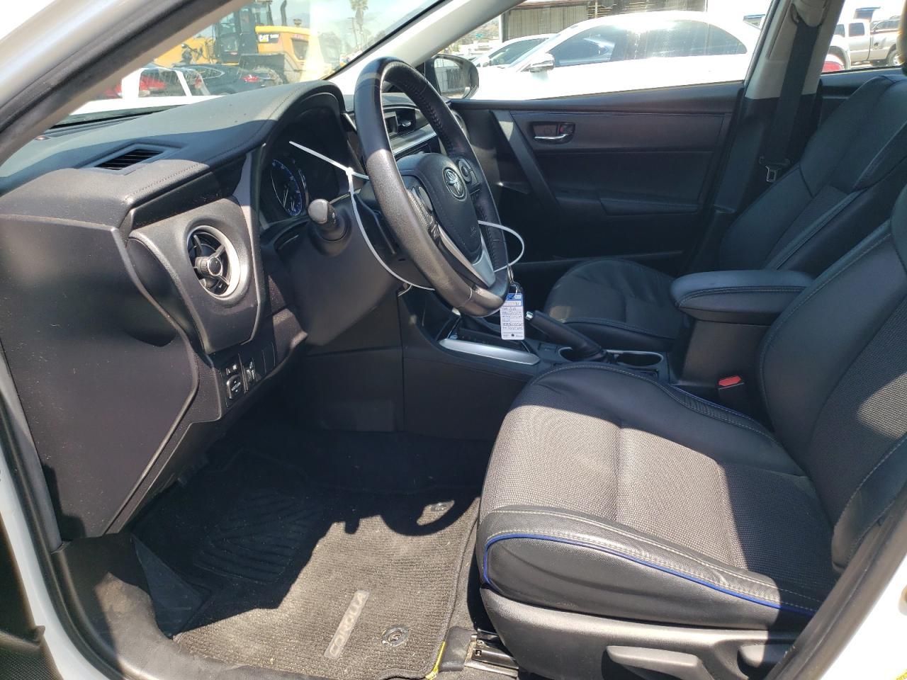 2018 TOYOTA COROLLA L - Фото 7