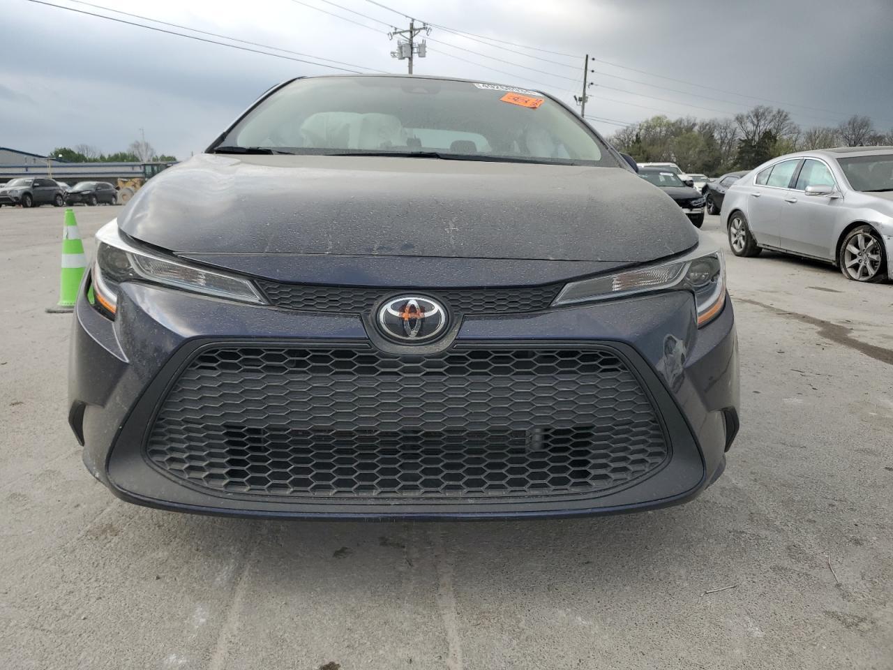 2020 TOYOTA COROLLA LE - Фото 5