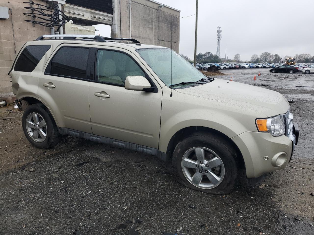 2012 FORD ESCAPE LIM - Image 4