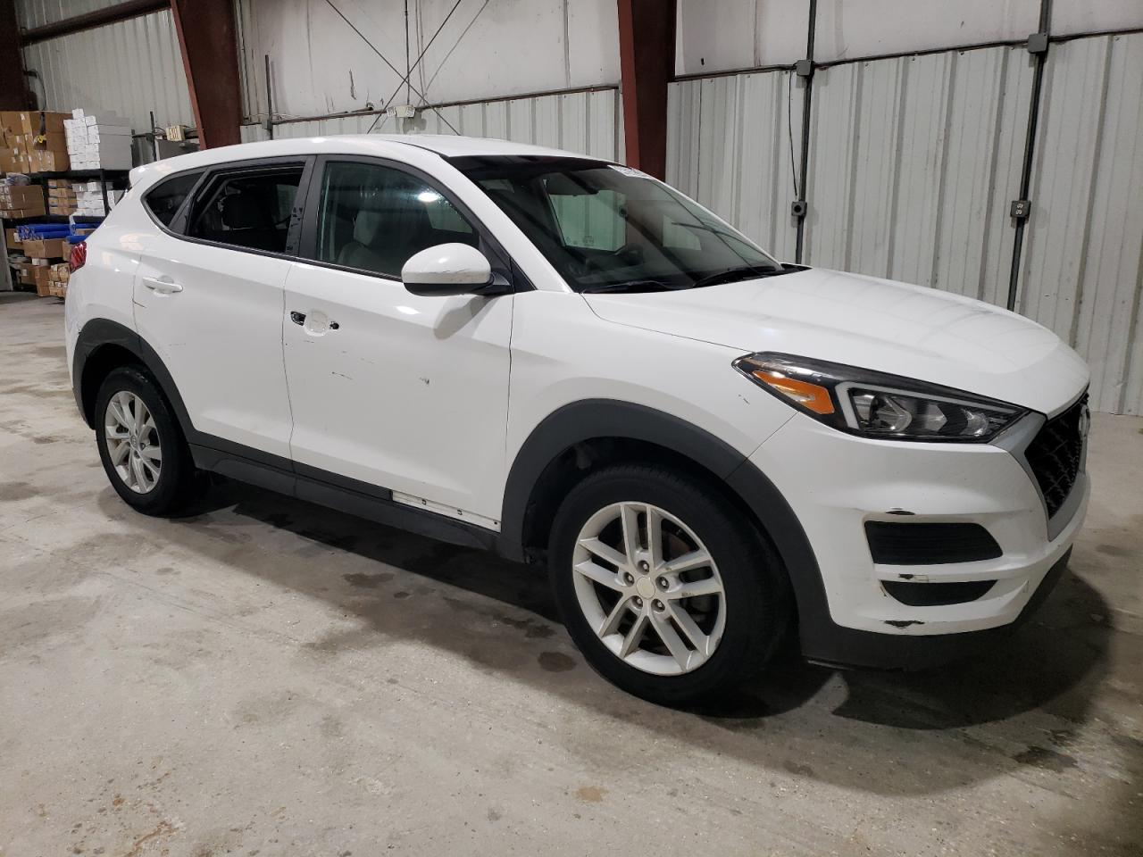 2019 HYUNDAI TUCSON SE - Фото 4