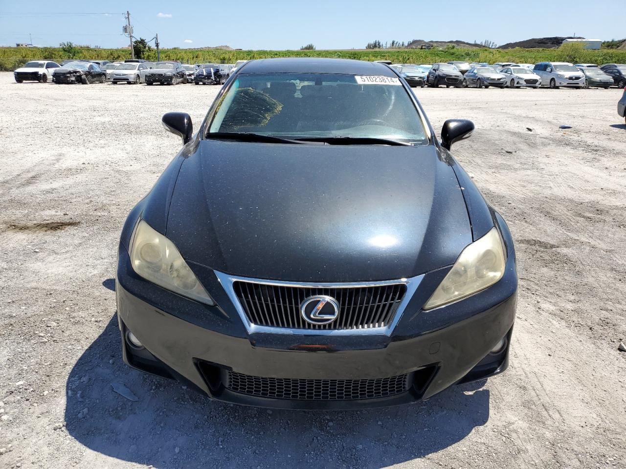 2011 LEXUS IS 250 - Image 5
