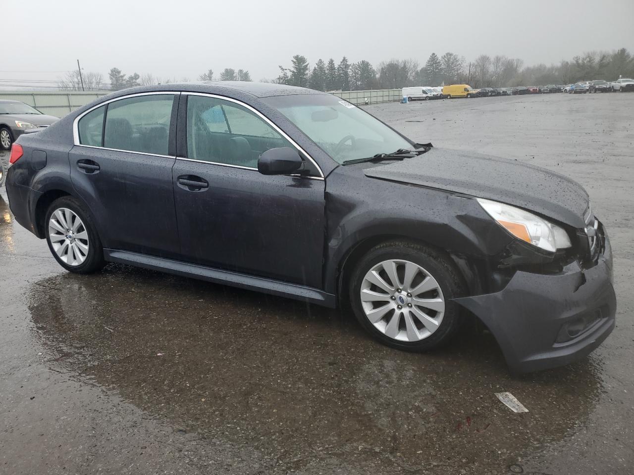 2011 SUBARU LEGACY 2.5 - Image 4